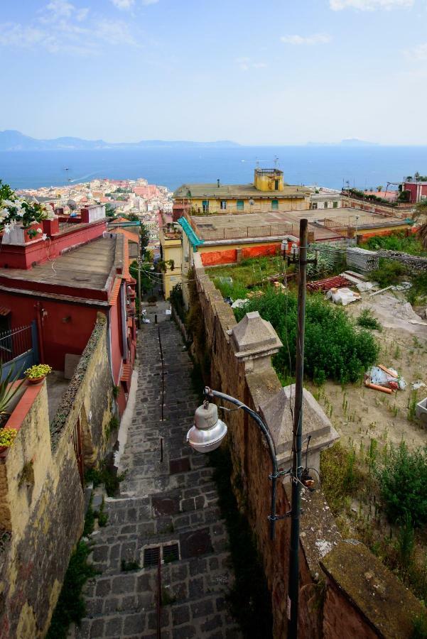 Appartamento Panoramico "Il Glicine" Napoli Bagian luar foto